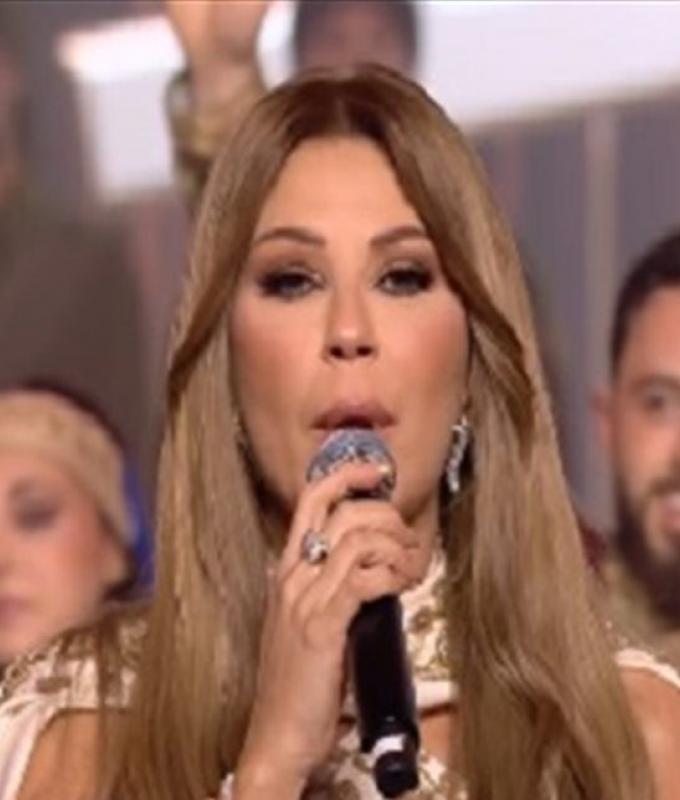 في الحلقة الأخيرة من "يلا ندبك"... شاهدوا ما حصل مع كارلا حداد (فيديو)