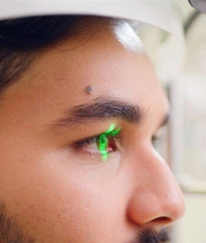 ليس الاستخدام المتزايد للشاشات.. إليكم السبب الحقيقي وراء انتشار قصر النظر