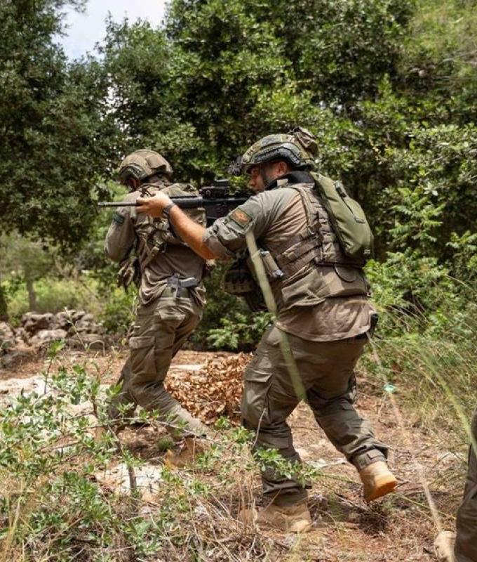 إسرائيل: أنهينا هجوما على مواقع “للحزب” في بلدة عدشيت (فيديو)