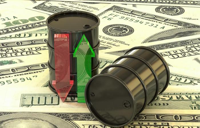 لأول مرة منذ فبراير.. أسعار النفط فوق مستوى 50 دولارا