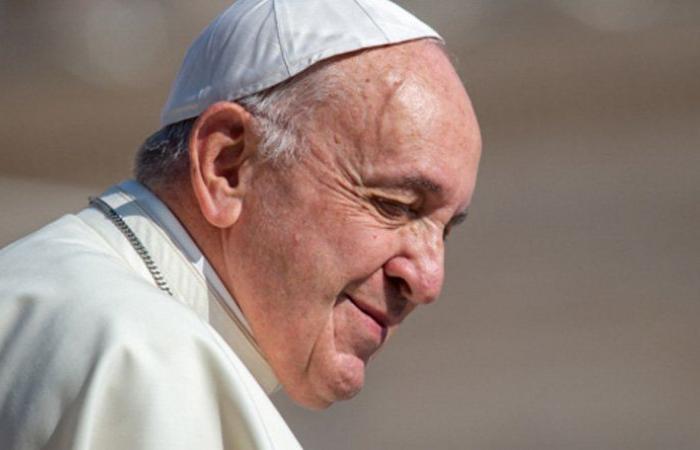 البابا فرنسيس يشرع خدمات كنسية تقوم بها نساء