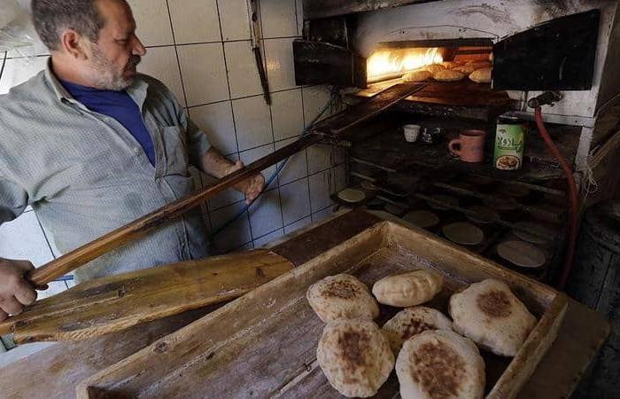 أزمات ليبيا تصل إلى .. الخبز