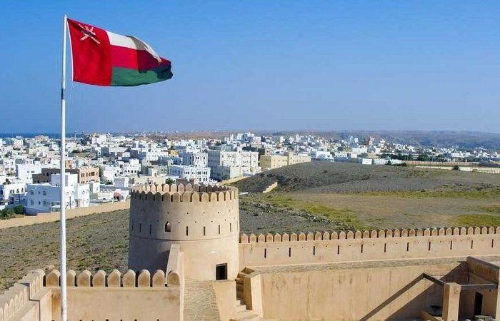 سلطنة عمان تبدأ إجراءات تطبيق ضريبة القيمة المضافة
