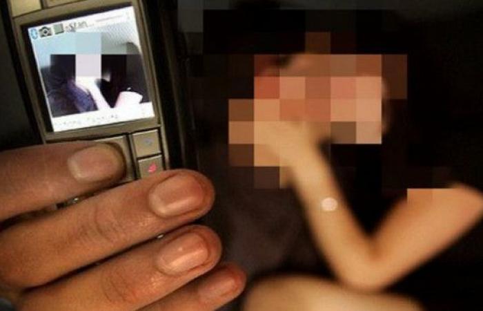 مصر : شاب يرسل صور عشيقتة الفاضحة لابنها انتقاما منها