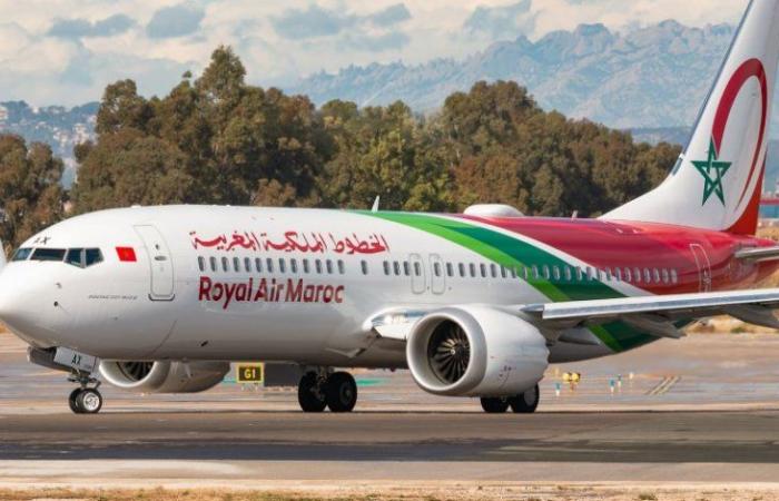 المغرب يعلق الرحلات الجوية مع مصر والجزائر