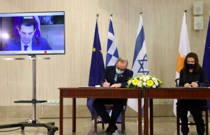 تركيا تشترط على إسرائيل واليونان موافقتها قبل ربط شبكتيهما الكهربائيتين