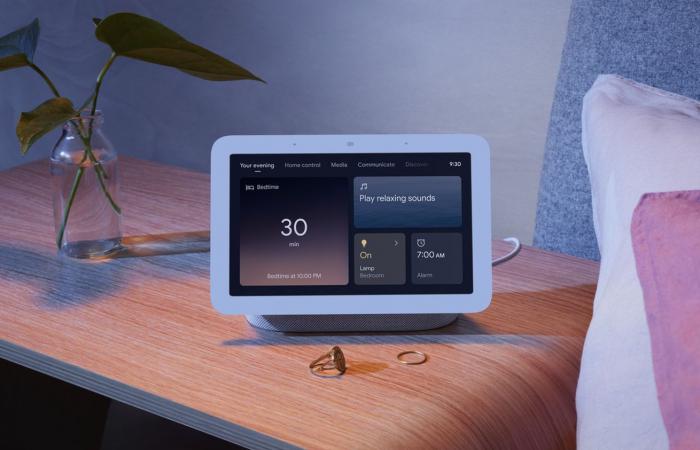 جوجل تدخل مجال مراقبة النوم مع جهاز Nest Hub