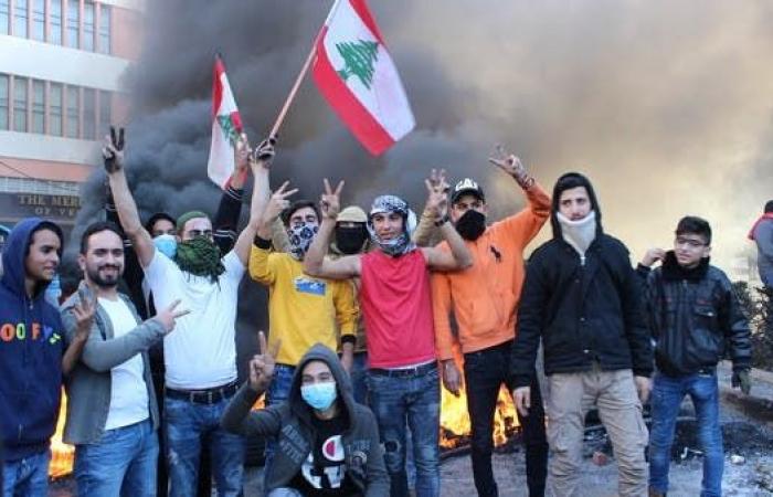 "أرزة تشرين".. يوثّق تظاهرات لبنان