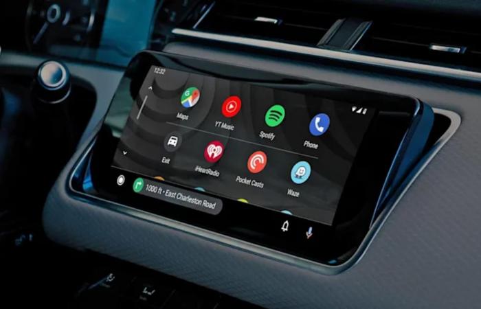 Android Auto يحصل على التطبيقات التي يحتاجها السائقون