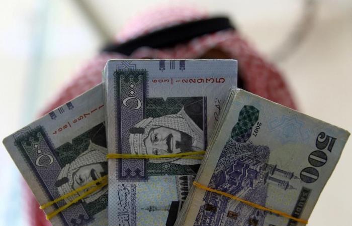 فائض ميزان التجارة بالسعودية يهبط 23 بالمئة