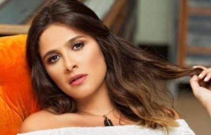 غيبوبة تامة.. جديد حالة الفنانة ياسمين عبد العزيز