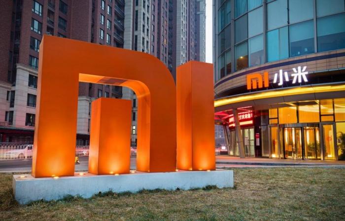 Xiaomi تتصدر سوق الهواتف الذكية