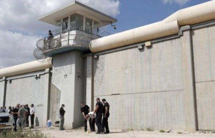 اعتقال فلسطينيين اثنين آخرين من بين الفارين من سجن جلبوع