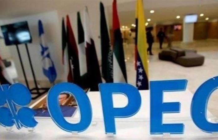 السعودية تؤكد التزامها باتفاق أوبك بلس مع روسيا