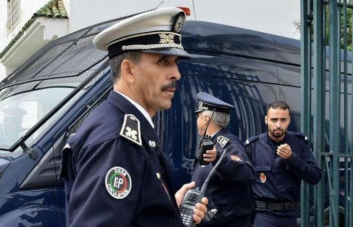 المغرب : يعمل ضابط شرطة في النهار وتاجر مخدرات في الليل