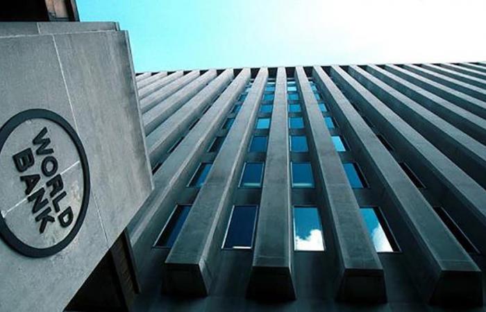 البنك الدولي يقدم 8 ملايين دولار للحكومة الفلسطينية