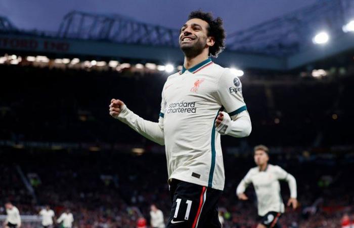 محمد صلاح ينافس رونالدو