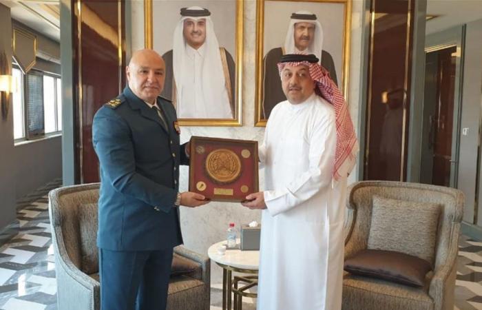 قائد الجيش في قطر ثانيةً فاستنفر "الزائرون الجُدد"