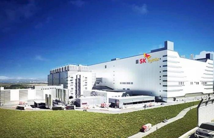 SK Hynix تخطط لاستثمار 4 مليارات دولارٍ في منشأة متقدمة لتغليف الرقاقات
