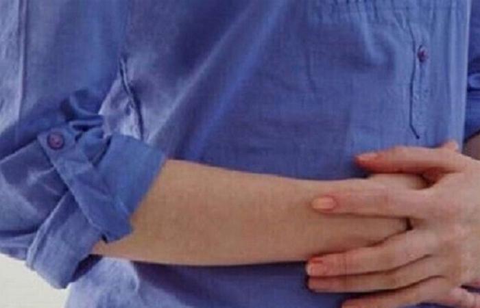 الأعراض الرئيسية لعسر الهضم