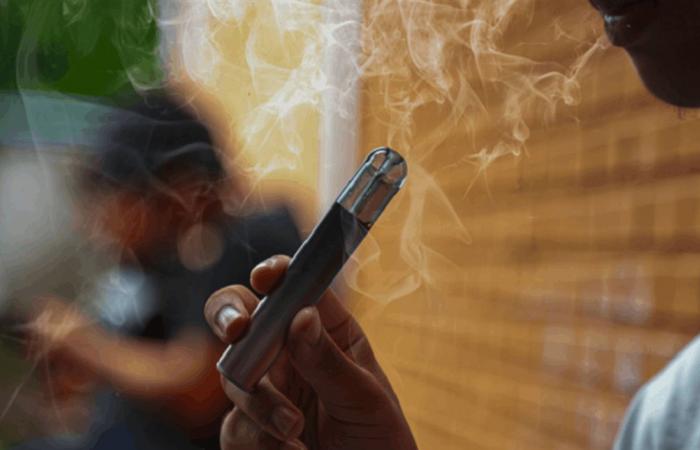 ليست البديل الآمن.. مخاطر السجائر الإلكترونية على الصحة