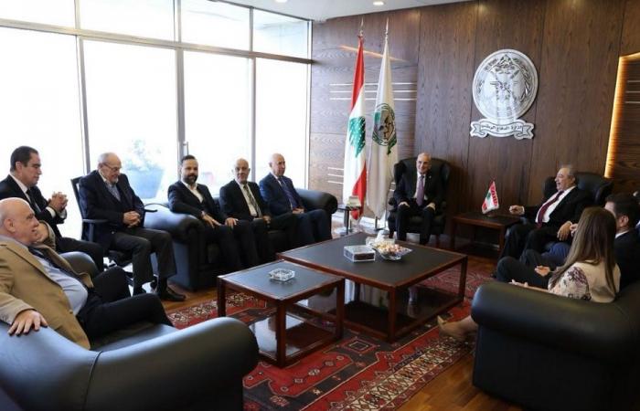 منسى: أطعموا الجيش ليطعمكم