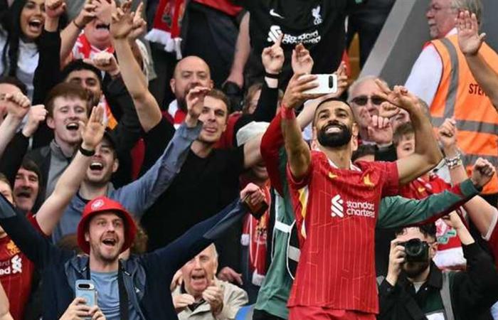 صلاح يحدد موعد اعتزاله كرة القدم.. و"هدف العمر"