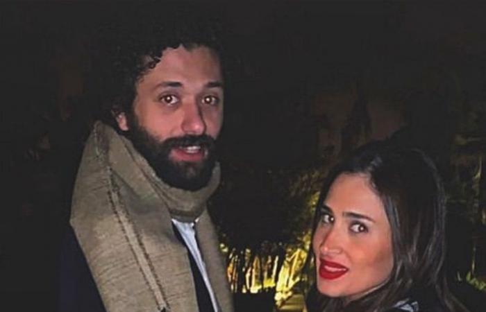 زوجته وبناته لم يشاركن... ممثل شهير يحتفل بمسلسله (صور)