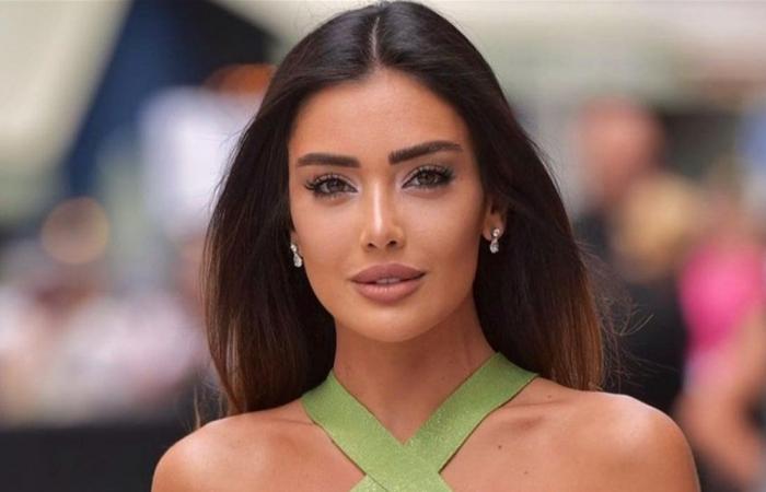 من داخل منزلها الفخم في بيروت.. جيسيكا عازار تسمتع بوقتها مع ابنها داخل حوض السباحة (صور)