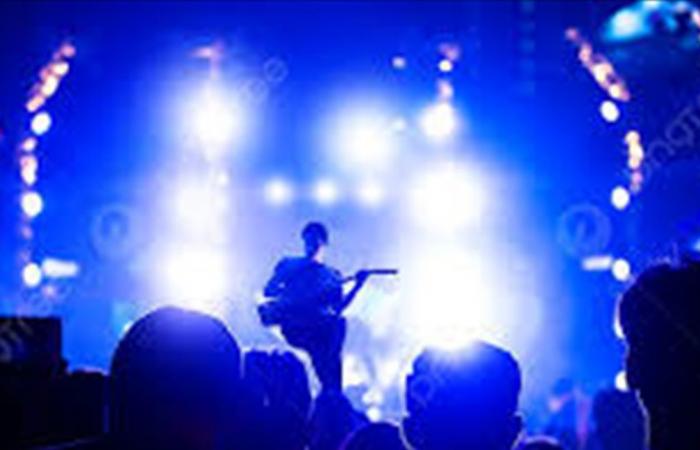 مغني شهير مصاب بسرطان خطير.. اليكم التفاصيل