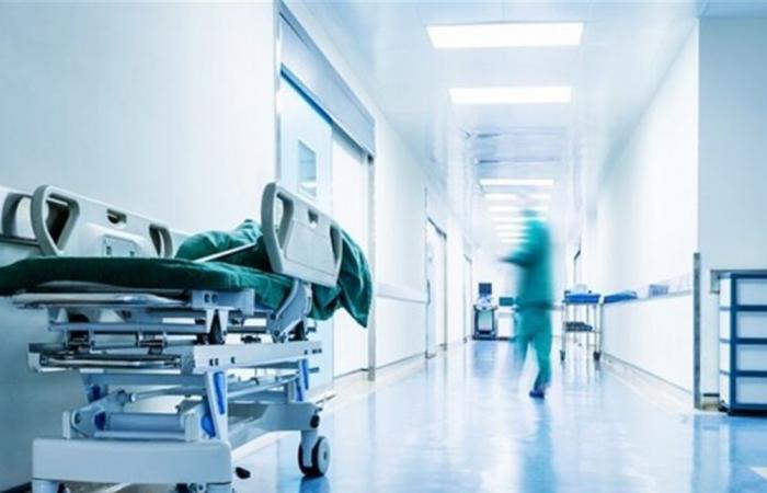 لم تنجح محاولات إنقاذه.. وفاة مُفاجئة لفنان شهير بعد تعرضه لوعكة طارئة وهذا ما كتبه قبل ساعتين من رحيله (صورة)