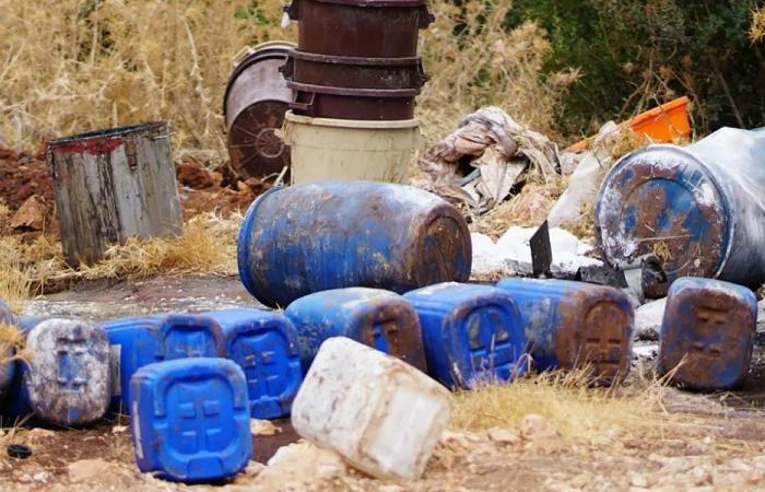 بالصور: ضبط معدات لتصنيع الكبتاغون بين لبنان وسوريا
