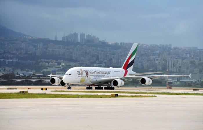 “طيران الإمارات” تعلّق رحلات دمشق 