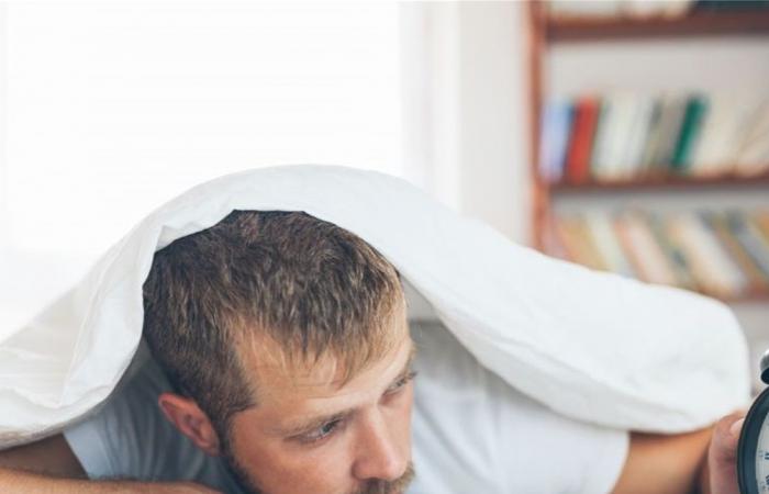 متى يصبح الأرق خطيراً؟ خبراء يحددون شروط استشارة الطبيب