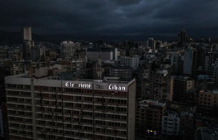 إجراءات احترازية من “كهرباء لبنان” لتجنّب العتمة الشاملة!