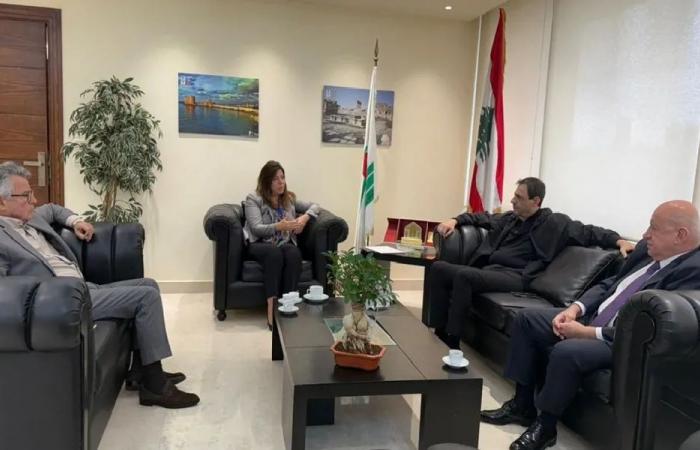 بايراقداريان تبحث أزمة اللجنة الأولمبية مع رؤساء الاتحادات الرياضية