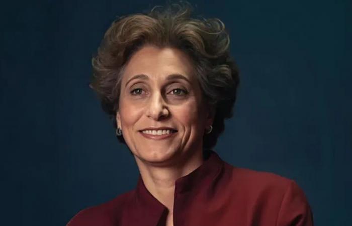 التراث الفلسطيني يسطع من جديد.. فوز سعاد العامري بجائزة "نوابغ العرب"