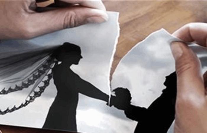 انهارت أمام أصدقائها.. مغنية أميركية تنفصل عن زوجها المغني بعد عامين من الزواج