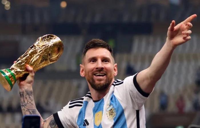 بعد مونديال قطر وألقاب الأندية… ميسي يتربّع على عرش رياضيّي القرن