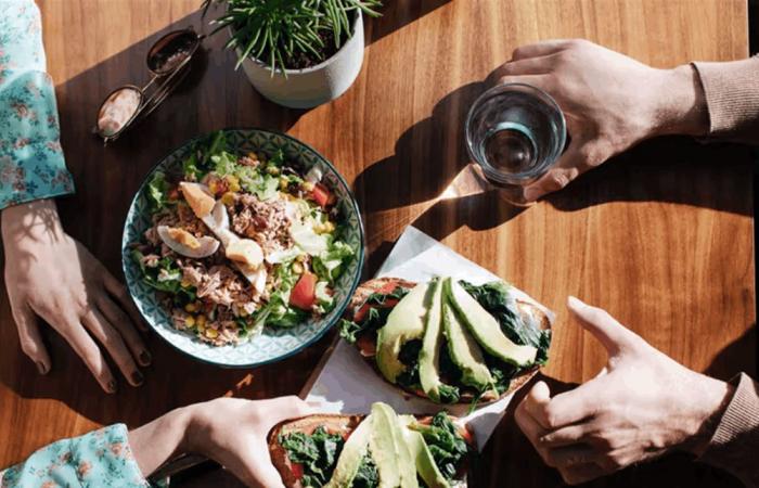 ما هي الأطعمة التي تجعلك أكثر سعادة؟