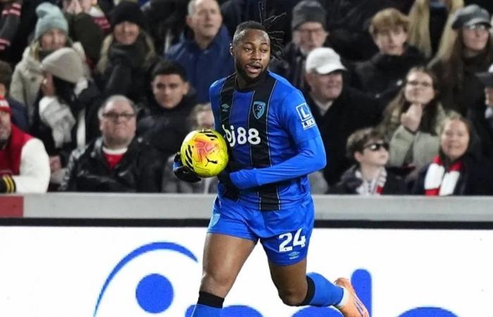 سيمينيو قريب من الانتقال إلى مانشستر سيتي