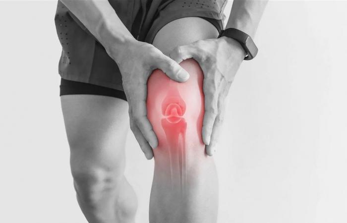 لماذا لا تتحسن آلام الركبة.. وما الحل؟