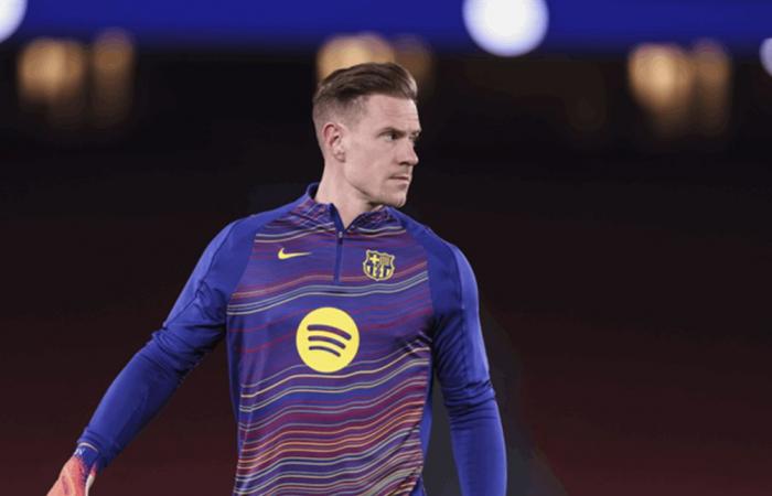 قبل مواجهة بلباو بساعات.. تير شتيغن يغادر معسكر برشلونة في السعودية