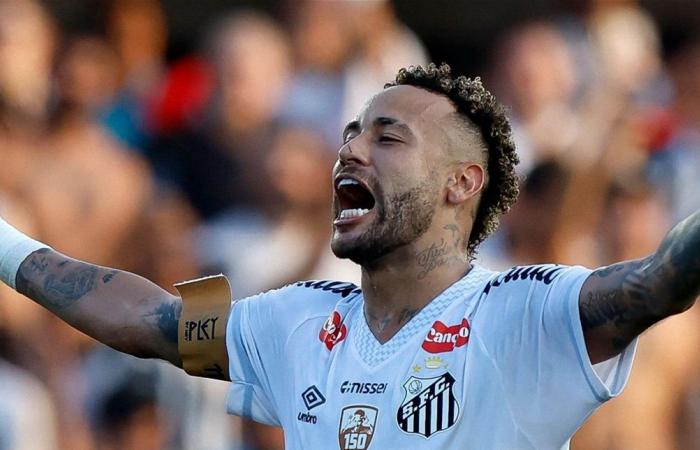 والد نيمار: كأس العالم 2026 أبعد شبح الاعتزال عن نجلي