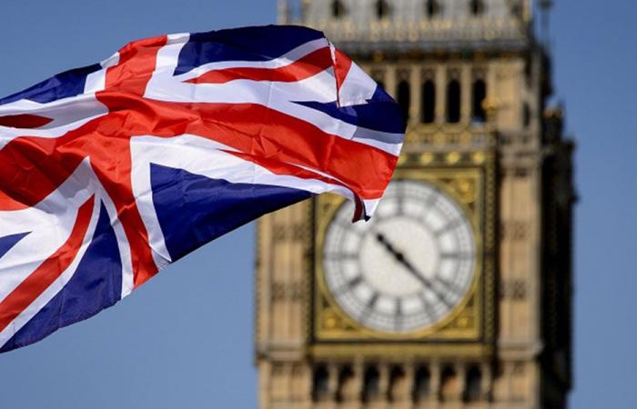 بريطانيا تثني على خطوات الجيش لنزع السلاح