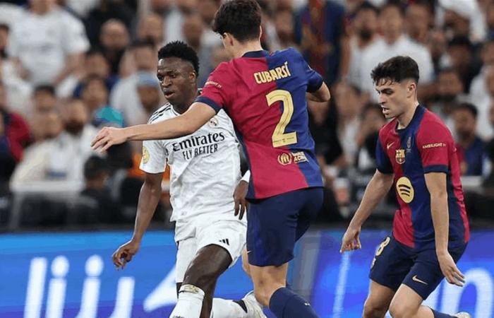 ألونسو وفليك يحسمان التشكيل.. نجوم ريال مدريد وبرشلونة في نهائي جدة