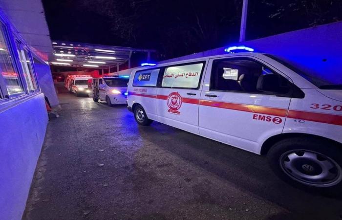 إنزلاق شاحنة على طريق الخردلي