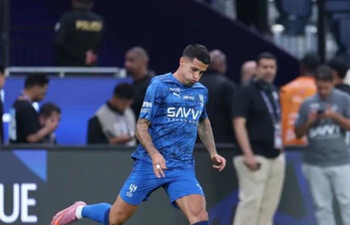 برشلونة يستعيد كانسيلو… الظهير البرتغالي يجتاز الفحوصات تمهيداً لعودته