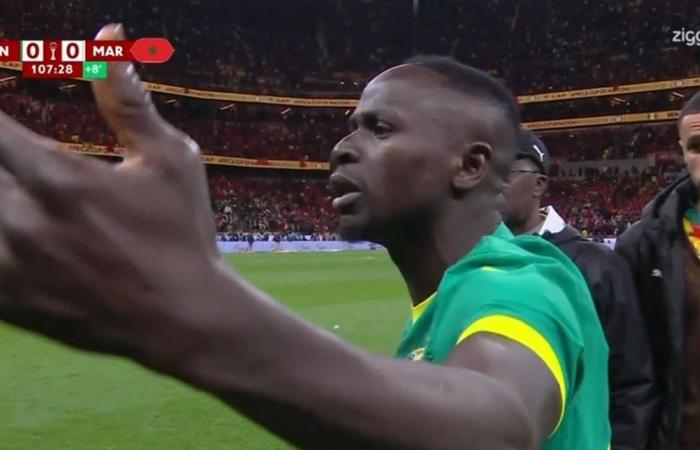 كواليس "نصيحة العمر".. كيف أعاد كلود لوروا ساديو ماني إلى الملعب؟