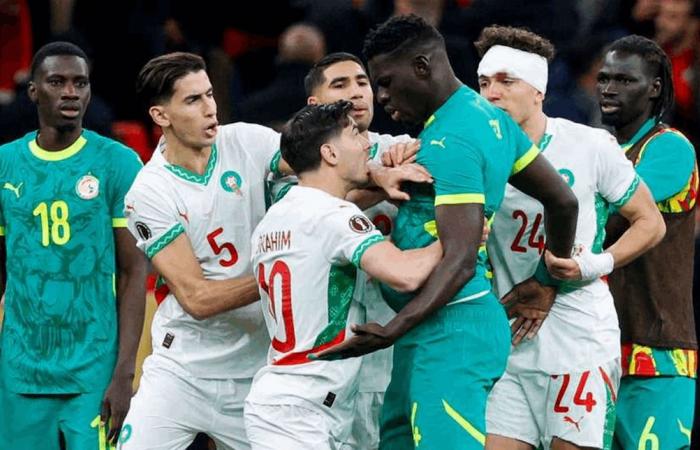 بعد "انسحاب السنغال".. المغرب يفتح ملف نهائي الكان أمام كاف وفيفا